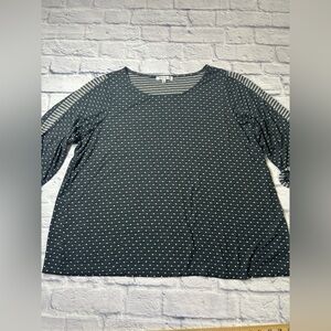 Anthropologie Rose & Olive Gray/White Polka Dot Top. 3/4 Length Sleeve. Size 2X